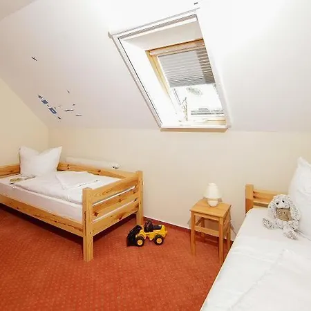 Ostseeferienpark Seepferdchen Haus B Usedom 2D * 오스치바드 닌하겐
